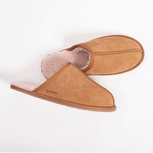 Pacas Alpaca Cozy Slippers